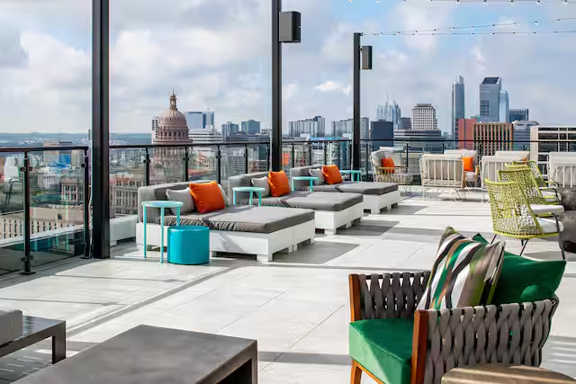 rooftop-daytime-capitol